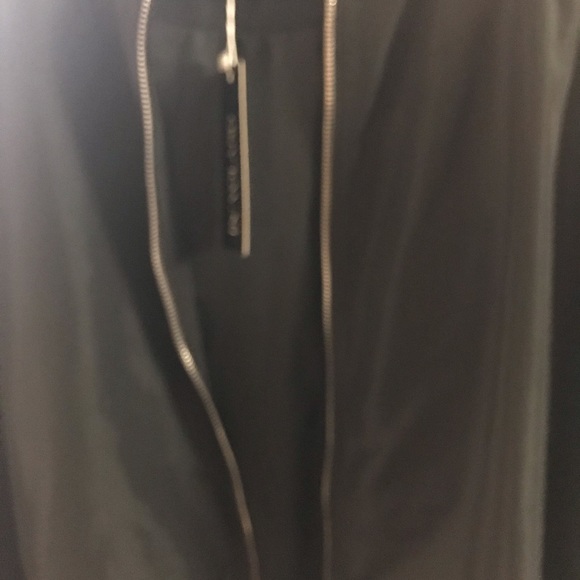 Woman’s Bomber jacket - Picture 3 of 7